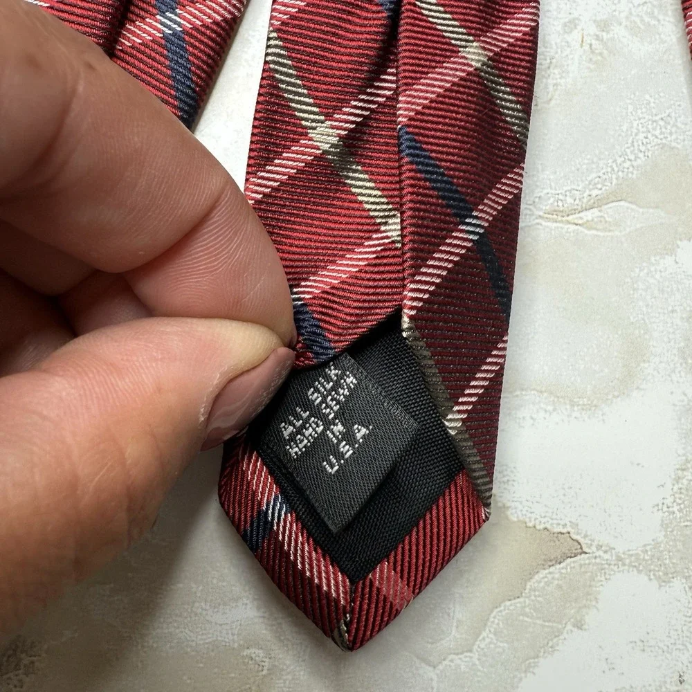 NWOT Jos. A. Bank Men's Silk Necktie‎ Red Blue Green Plaid 3 3/4 x 59